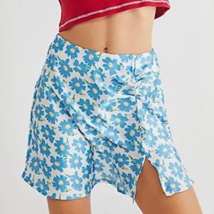 Free People Jessie Satin Slip Skirt 💐🤍 Mini Skirt Satin Skirt